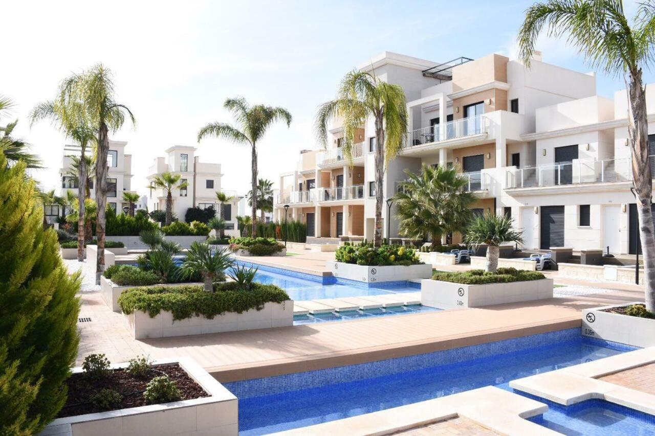 La Zenia Beach Bungalow Hotel Orihuela Bagian luar foto